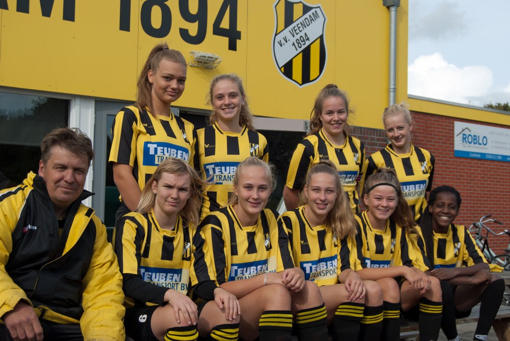 Een gedeelte van de vrouwen-1-selectie